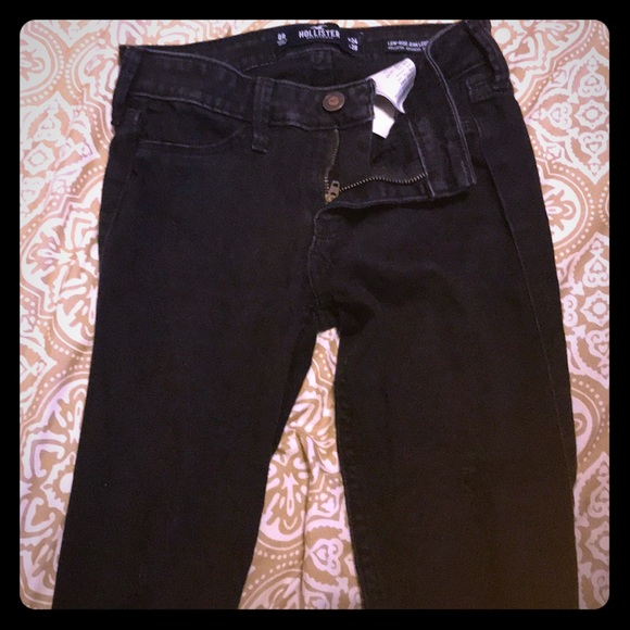 Boys Holister Jeans - Picture 1 of 3